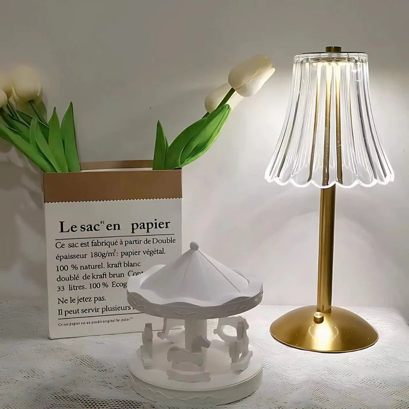 Luminária de Luxo™ – 3 Luzes LED - Abajur de mesa | Souza Plena